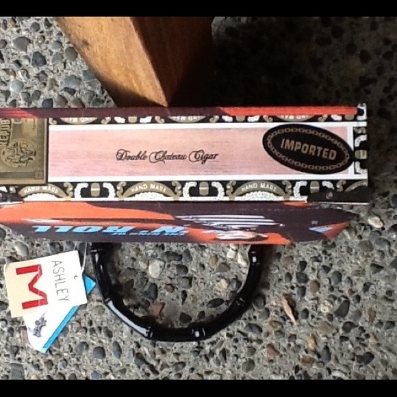 NWT Ashley M Elvis hand made cigar box handbag - Picture 6 of 6